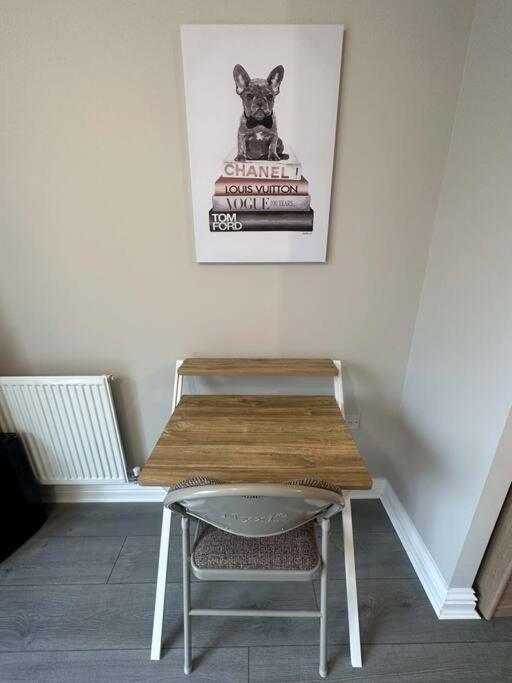 Cute Apartment Next To Colindale Station Edgware ภายนอก รูปภาพ